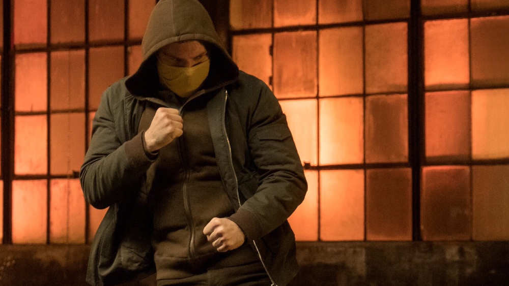 La imagen tiene un atributo ALT vacío; su nombre de archivo es IRON-FIST.jpg