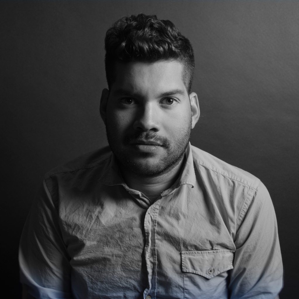 Alex Granados artista NFT en FROW Coolture