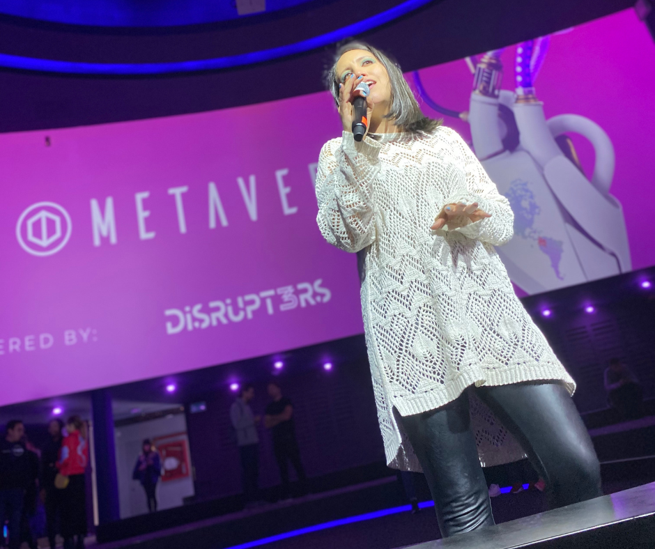 Maria Jimena Londoño en hola Metaverso Bogotá