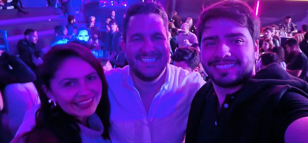 Juan Pablo Salazar y Angelo Mittroti en lanzamiento de Teatro Ripio