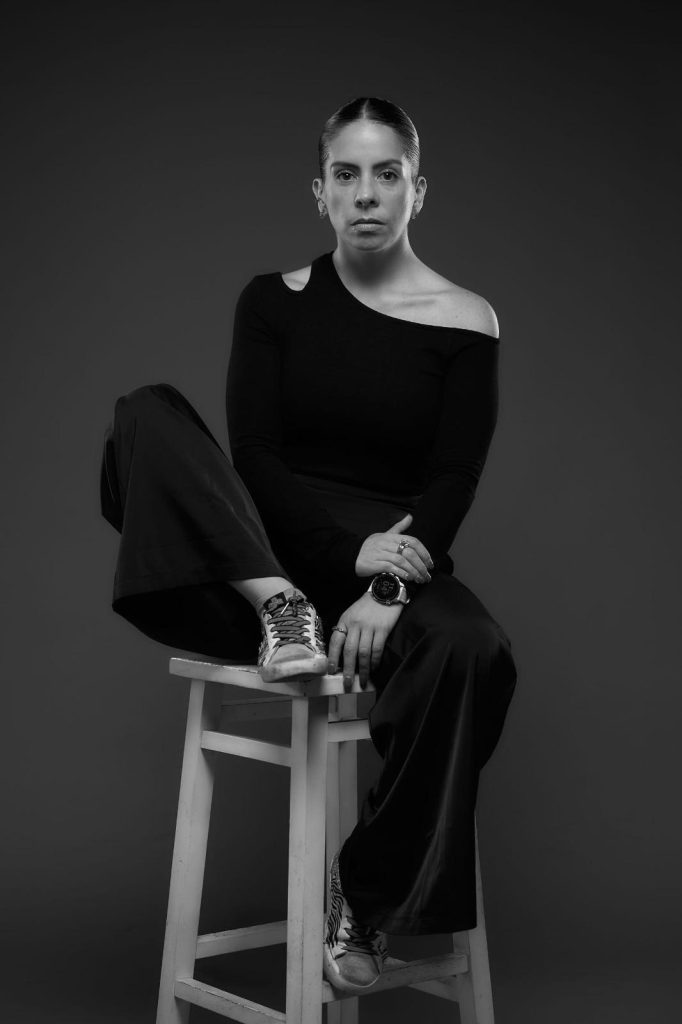 Hello Latinas es una plataforma para la unidad entre mujeres FROW Coolture
