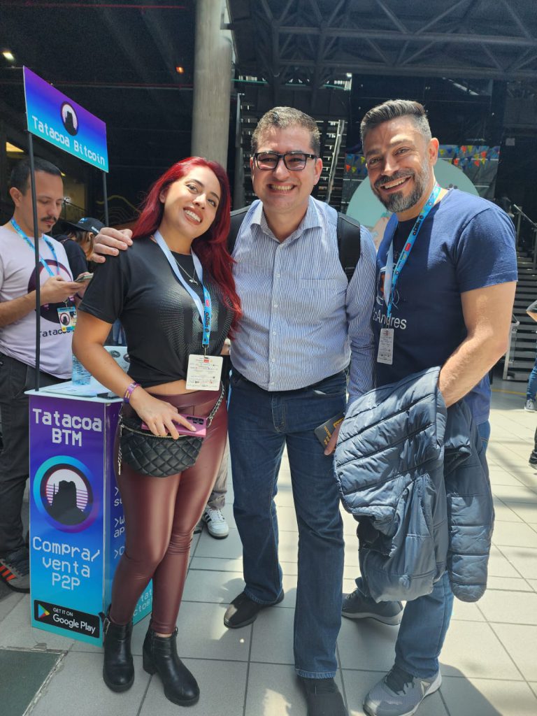 Cripto Latin Fest Bogota 2023 FROW Coolture Duber Lopez
