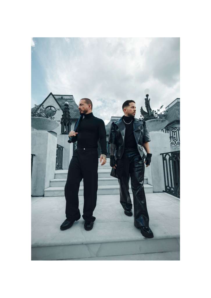 J Balvin estrena Triple S en FROW Coolture