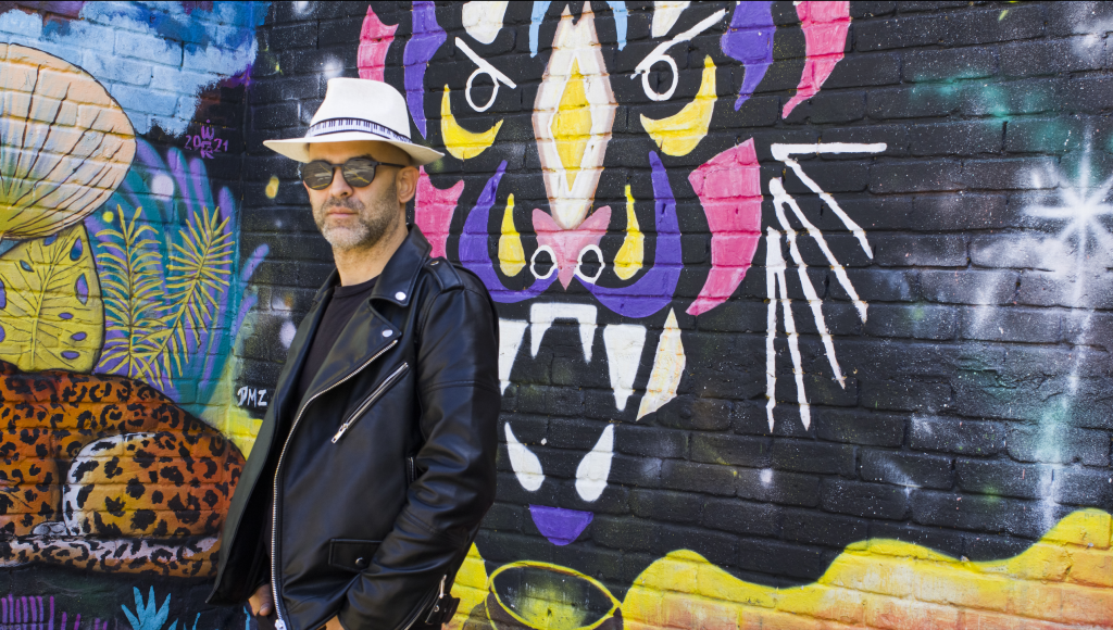 Murat Evgin en Frow Coolture