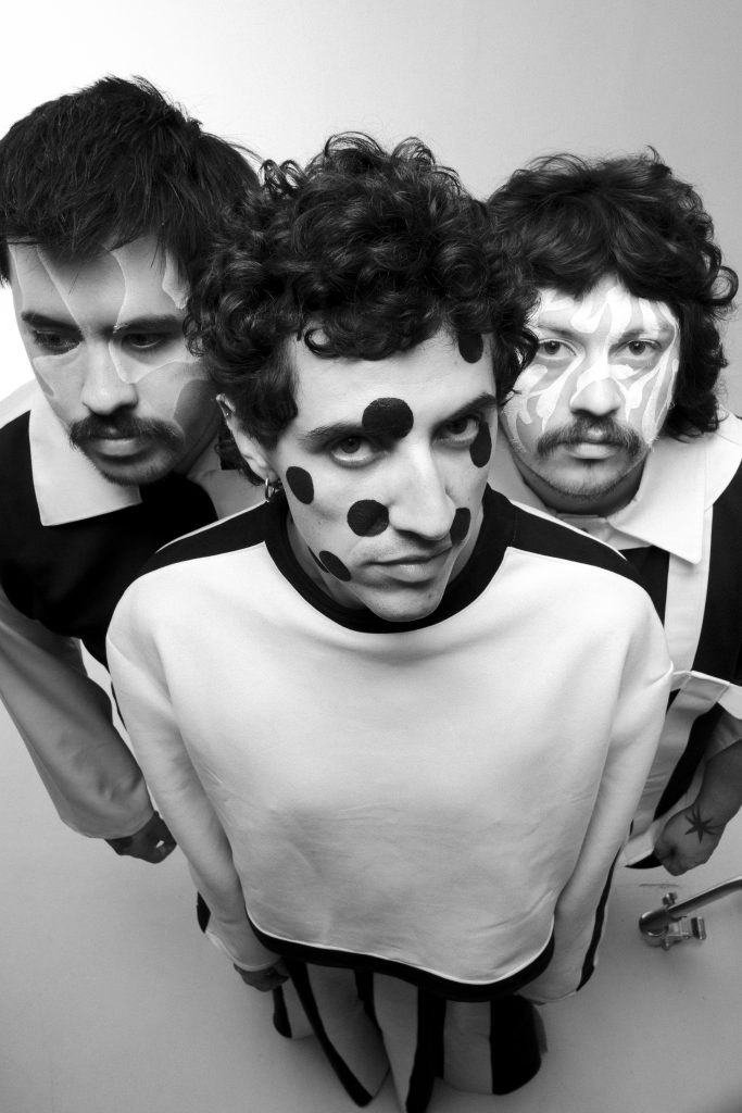 TELEBIT estrena disco en FROW Coolture