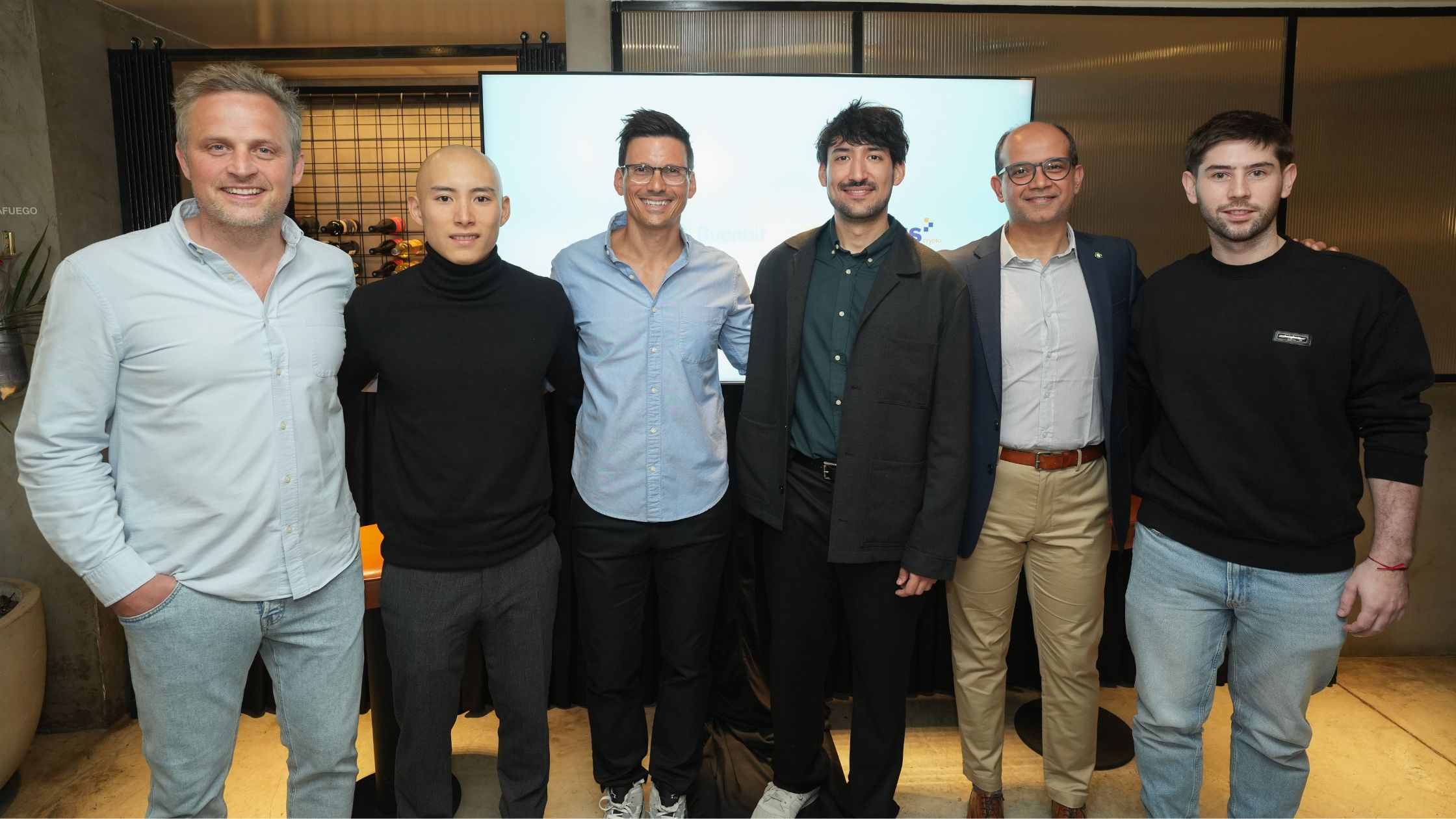 Paxos International en FROW Coolture