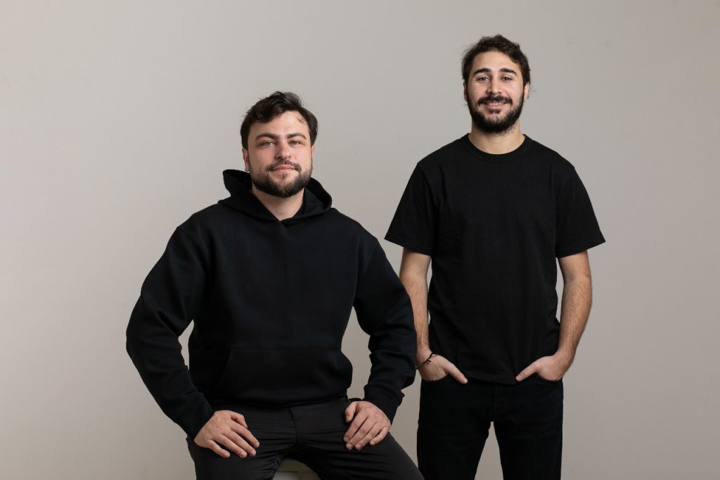 Borja Martel y Nicholas Damico lanzan Roxom,  la primera bolsa de valores, commodities y futuros completamente nativa en Bitcoin del mundo FROW Coolture