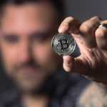 Mitos sobre cripto en Colombia: ¿qué tan ciertos son? en pure coolture